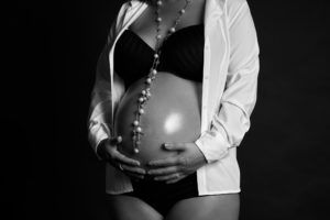 Fotograf_Ulm_Familie & Baby Fotografie - Babybauch