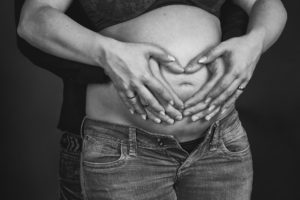 Fotograf_Ulm_Familie & Baby Fotografie - Babybauch